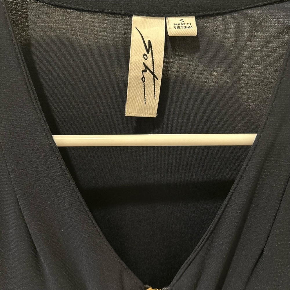 SoHo Navy Jumpsuit Gold Button Detail Wide Leg with Pockets Women’s Size Small - Picture 2 of 6
